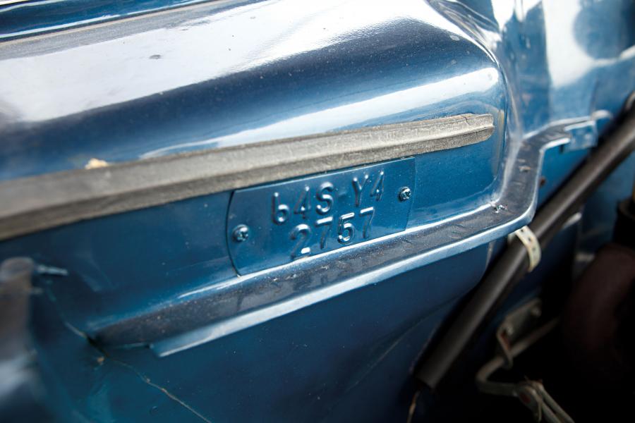  Studebaker Commander 4-Door Sedan 1964 года  (фото 9 из 20)